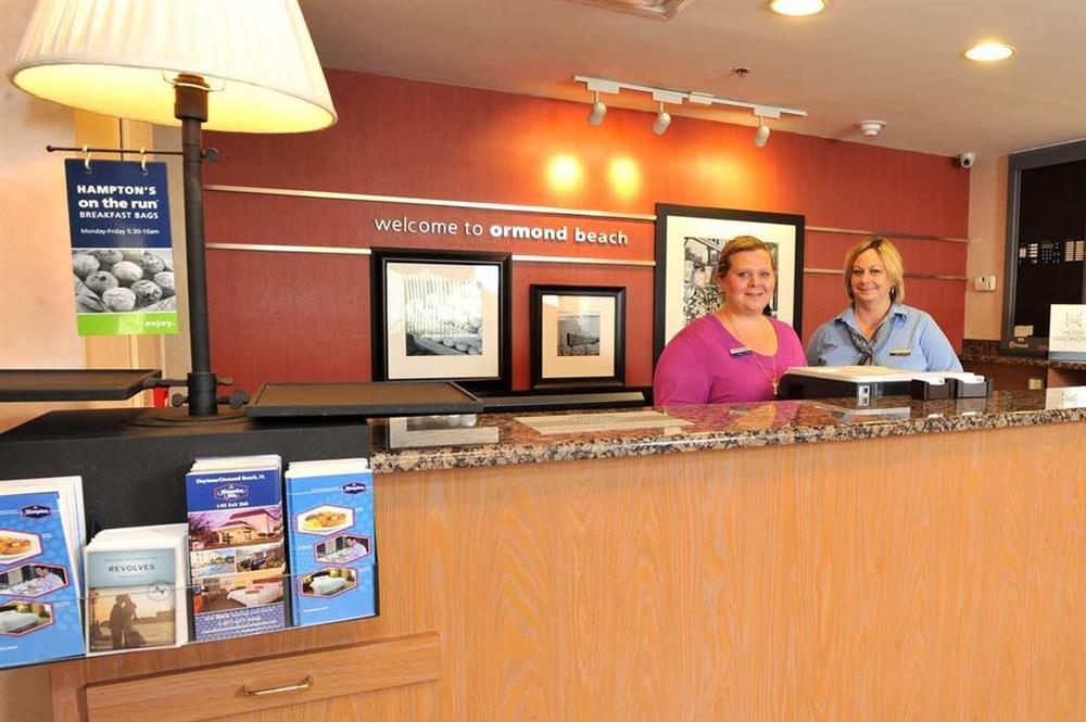 Hampton Inn Daytona/Ormond Beach Interior photo